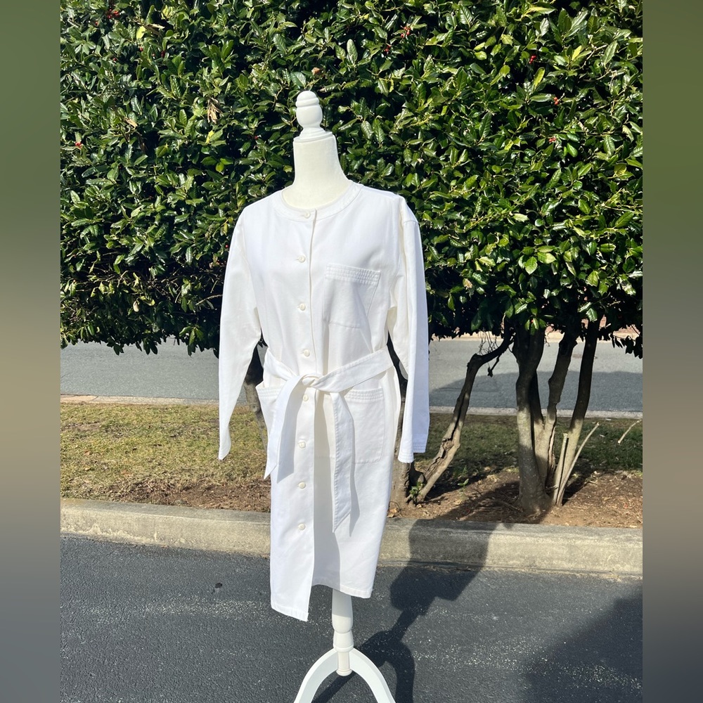 Vintage Chanel Spa Robe - Picture 4 of 12